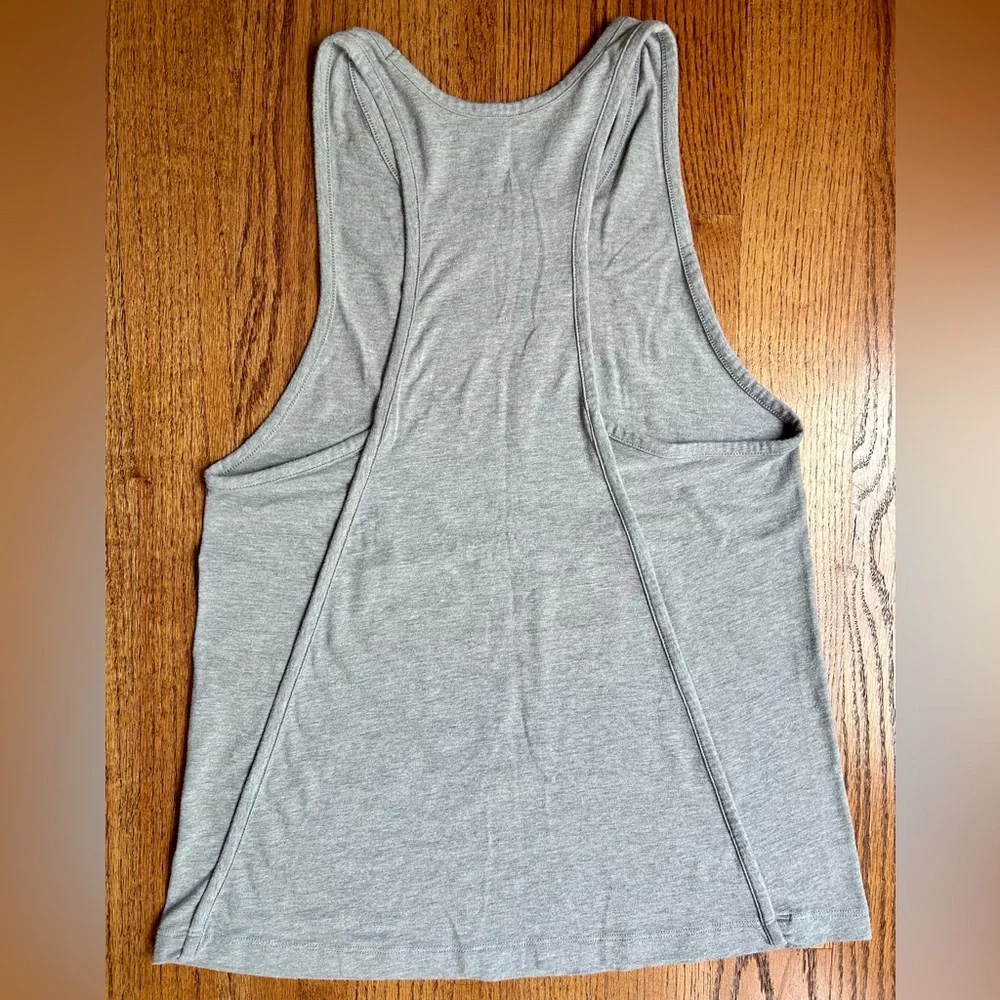 Under Armour Women's Sportstyle Graphic Tank Top - Picture 3 of 5